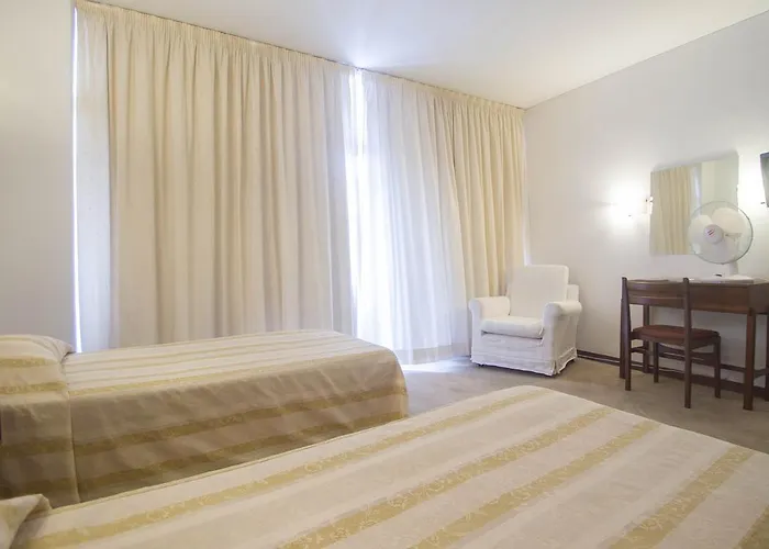 호텔 Residencial Greco 3*